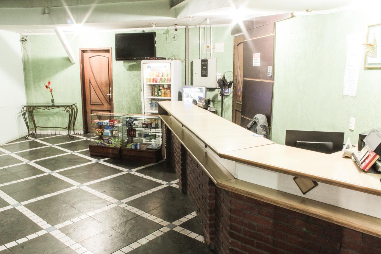 Cumbipar King Hotel กัวรูยุส ภายนอก รูปภาพ